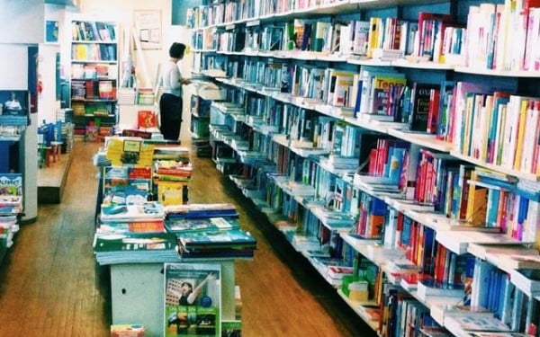 bibliotecă