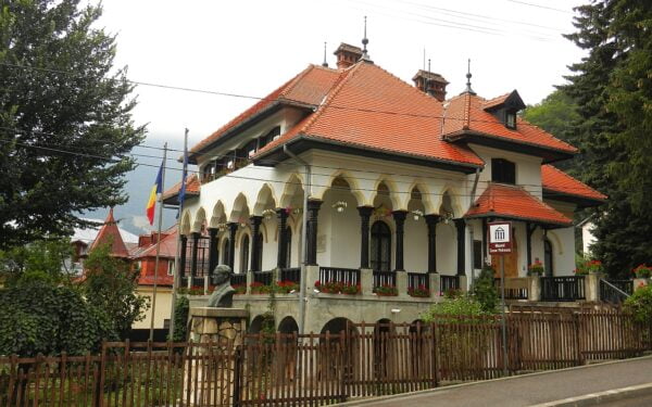 Cezar Petrescu