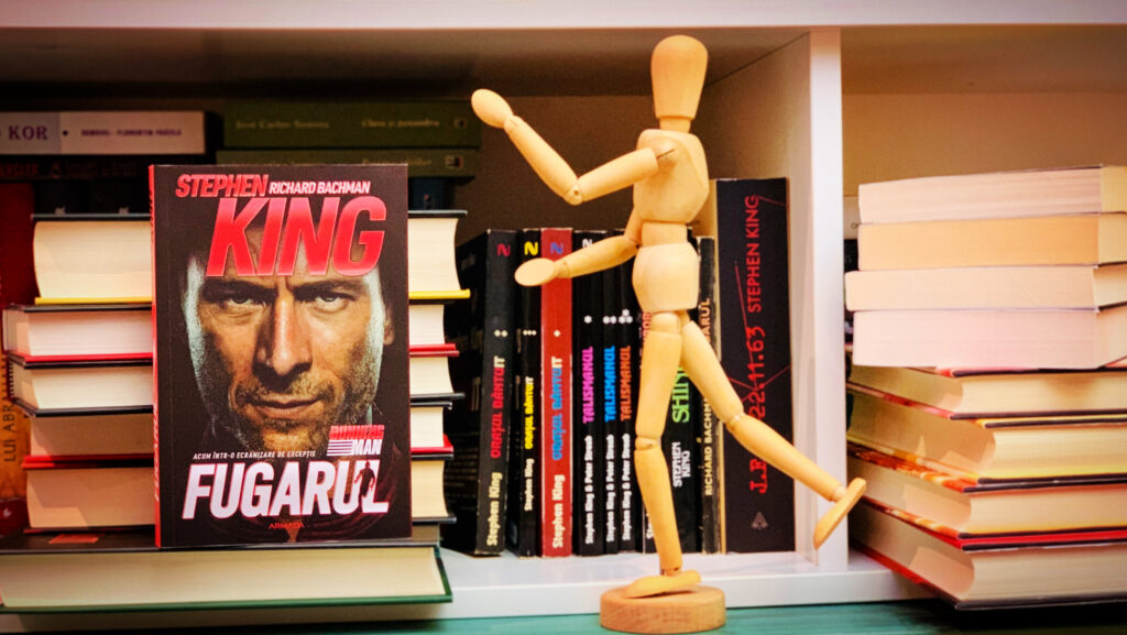 Fugarul Stephen King recenzie – Coperta cărții The Running Man de Richard Bachman, un thriller distopic a cărui acțiune are loc în anul 2025