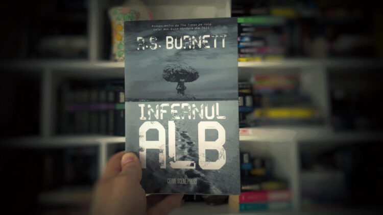 Romanul Infernul alb in fata unei biblioteci